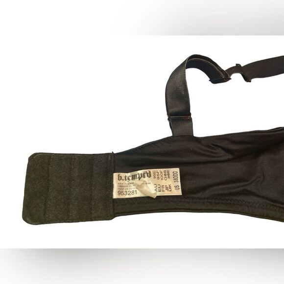 B.TEMPT'D
Women's Future Foundation Contour Bra, color black,Size 38DDD - Picture 3 of 6